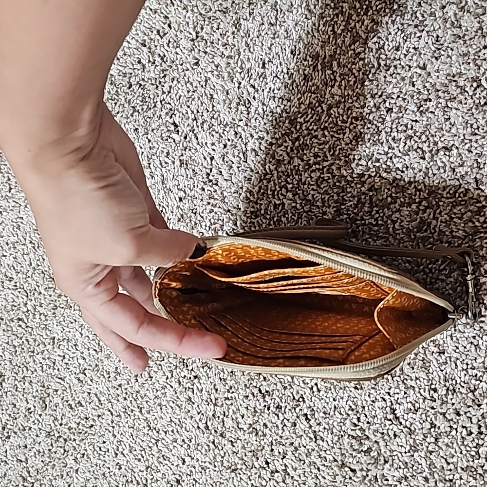 Fossil Wallet - Picture 10 of 12